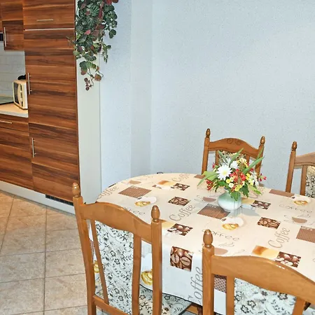 Zum Reddevitzer Hoeft Middelhagen