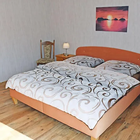 Zum Reddevitzer Hoeft * Middelhagen